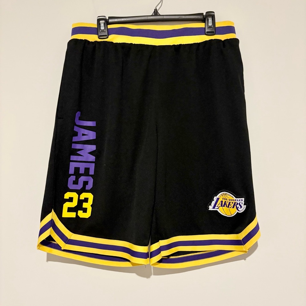 UNK Los Angeles Lakers Lebron‎ James NBA Shorts black Men's large